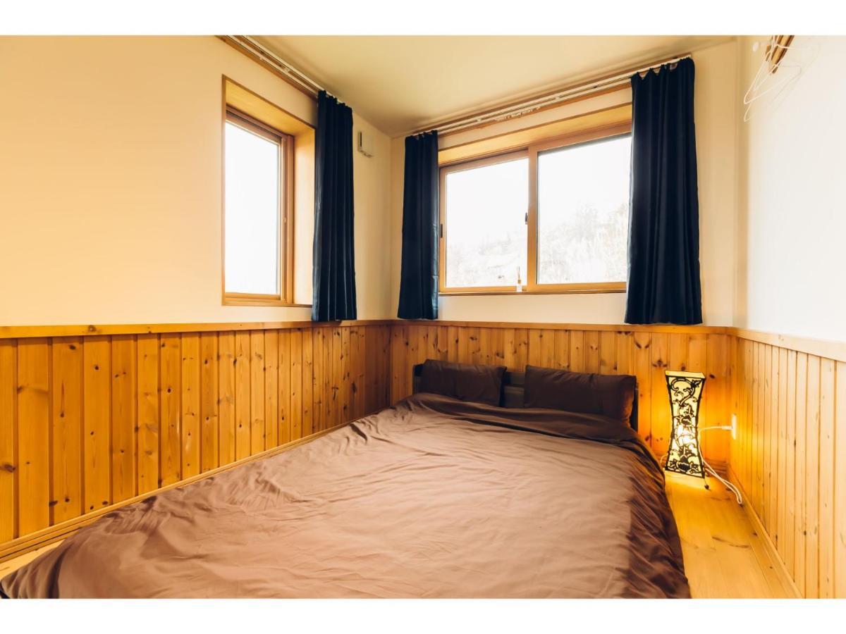 View Private Log House * Toyako